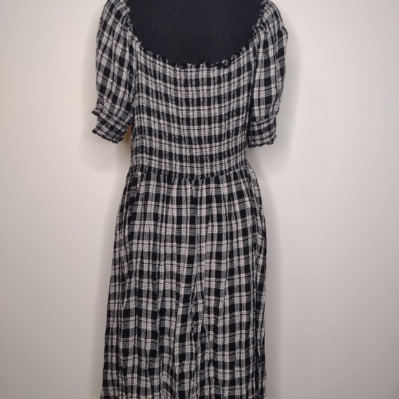 Checkered Dress - Picture 2 of 5